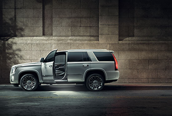 Cadillac V8-Experience Roadshow